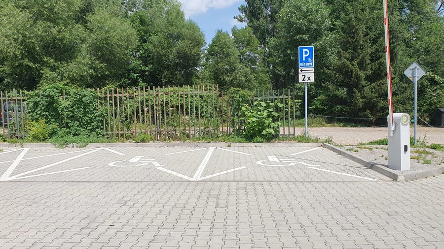 Parkovisko 
