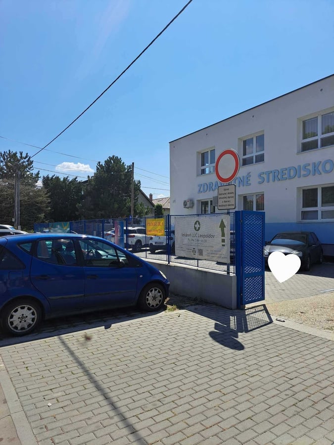 Zdravotné stredisko Leopoldov