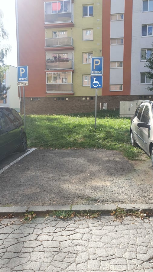 Parkovisko