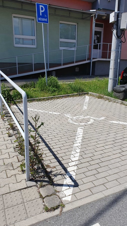 Parkovisko