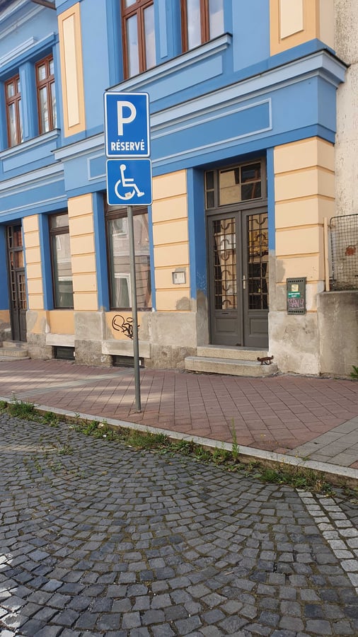 Parkovisko