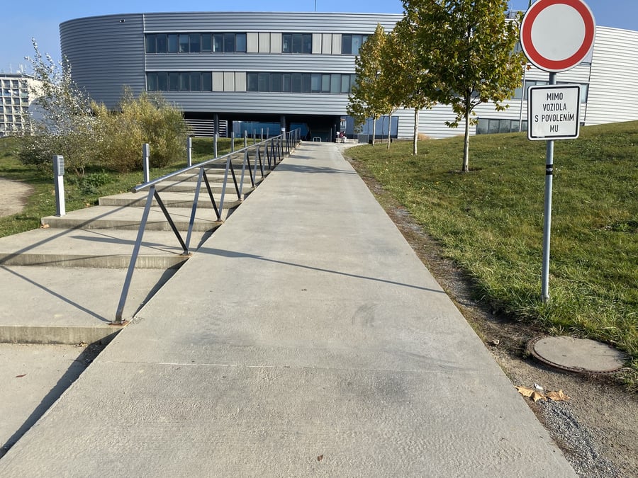 Fakulta sportovnich studii