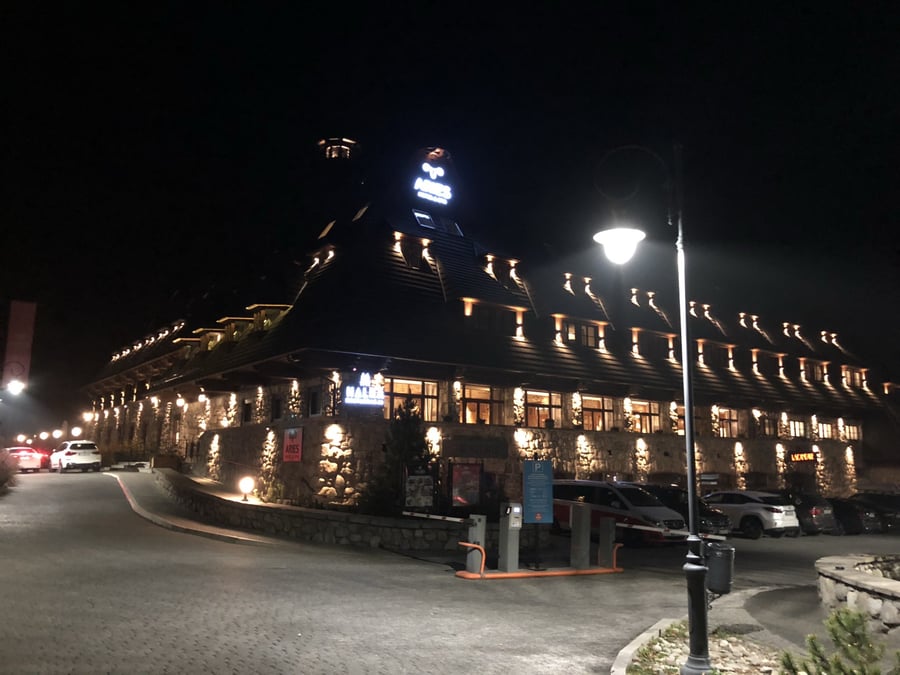 Aries hotel