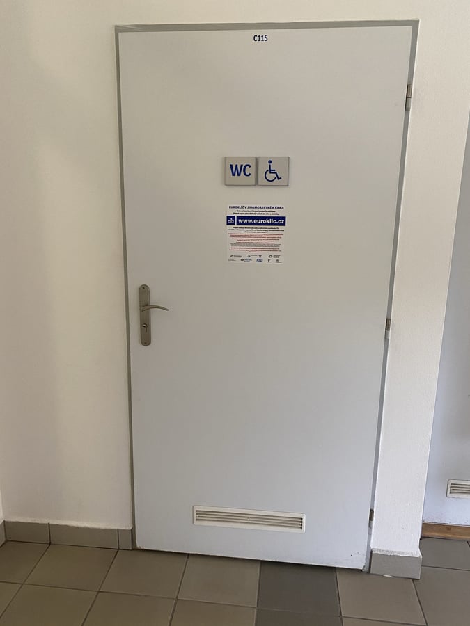 Bezbariérové WC s EUROKĽÚČOM