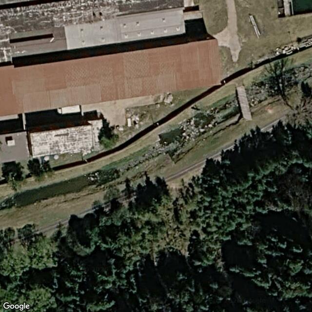 Cyklochodnik Poprad- Svit poza priemyselny areal smerom na Lopušnu dolinu.