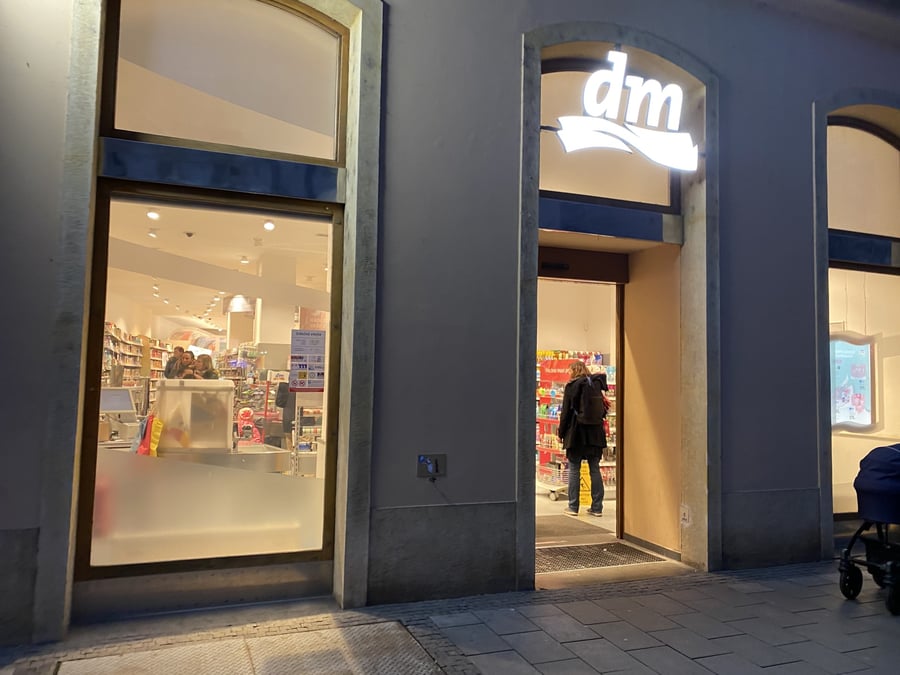 DM drogerie