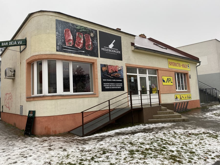 Mäsiarstvo / papiernictvo, hračky