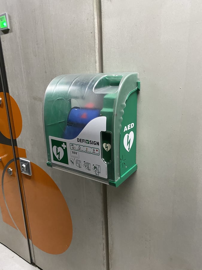 Defibrilator