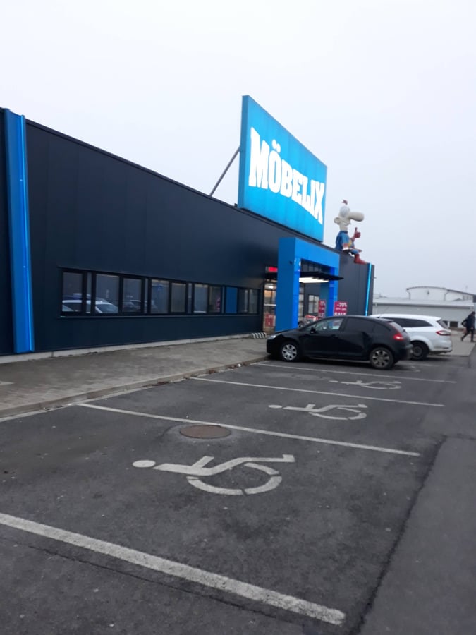 Möbelix Banská Bystrica