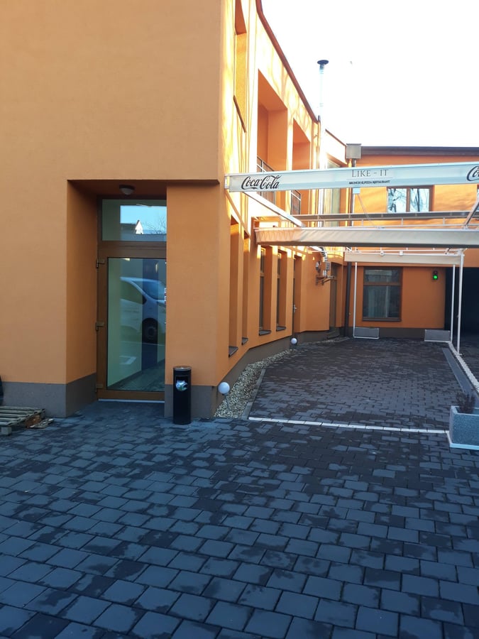 Hotel U kostela