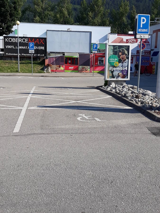 Tesco parkovisko