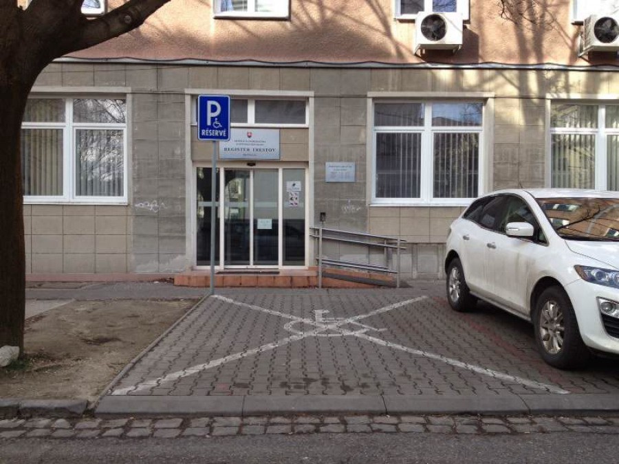 Vozičkárske parkovacie miesto