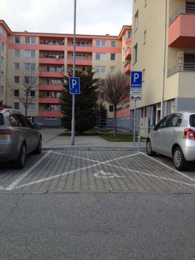 Vozičkárske parkovacie miesto