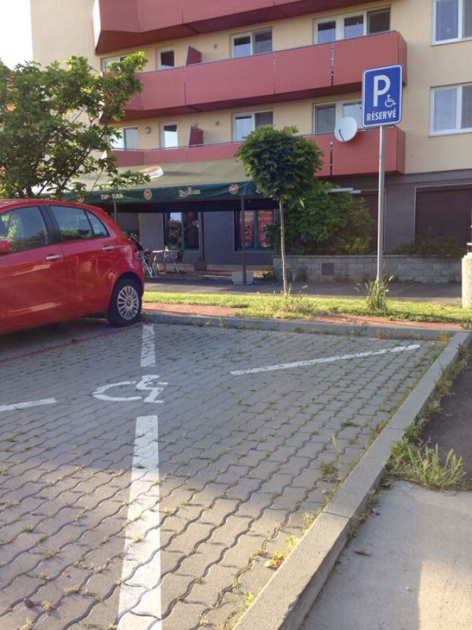 Vozičkárske parkovacie miesto