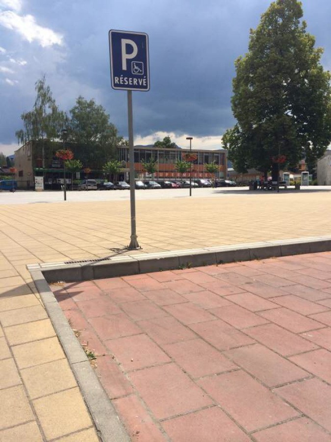 Vozičkárske parkovacie miesto