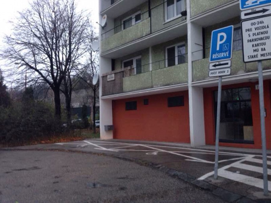 Vozičkárske parkovacie miesto