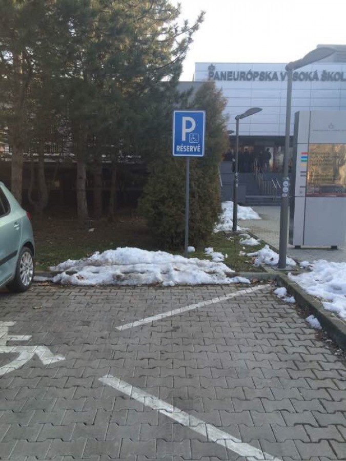 Vozičkárske parkovacie miesto