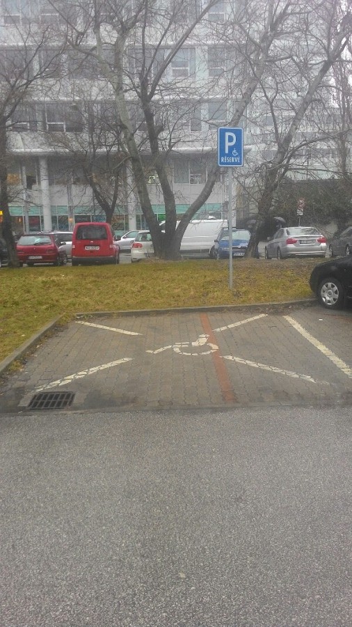 Vozičkárske parkovacie miesto