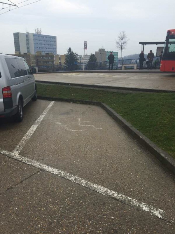 Vozičkárske parkovacie miesto