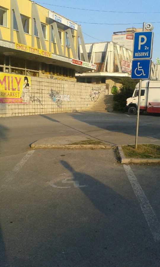 Vozičkárske parkovacie miesto