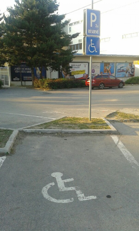 Vozičkárske parkovacie miesto