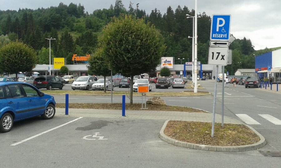 Vozičkárske parkovacie miesto
