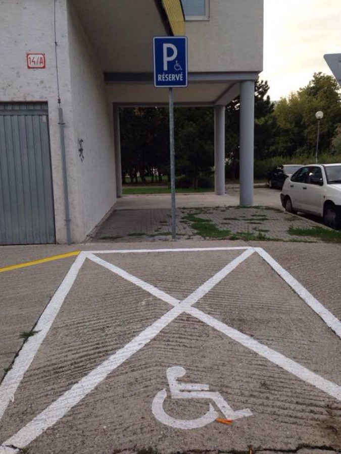 Vozičkárske parkovacie miesto