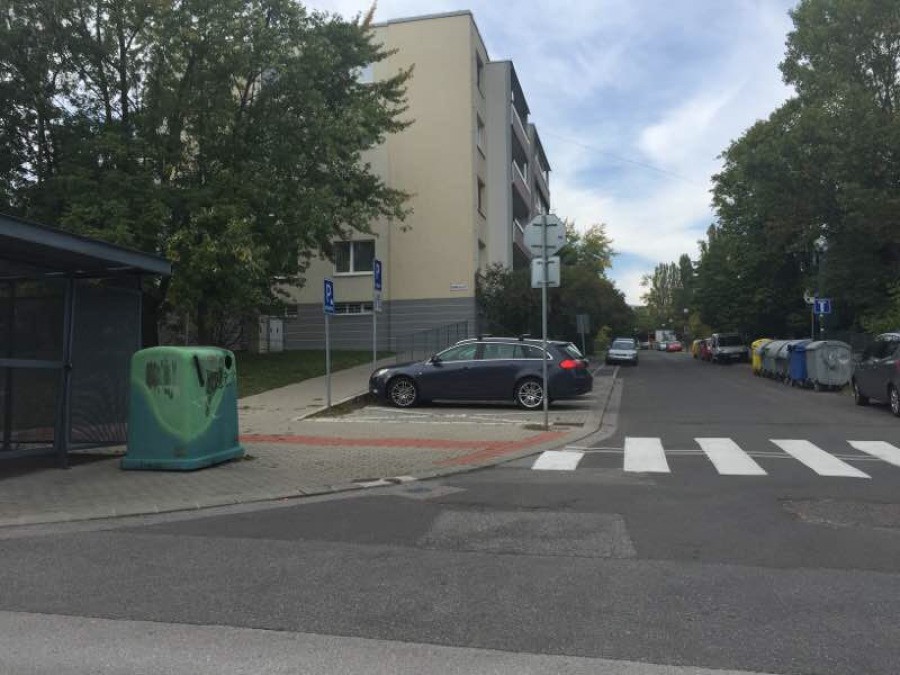 Vozičkárske parkovacie miesto