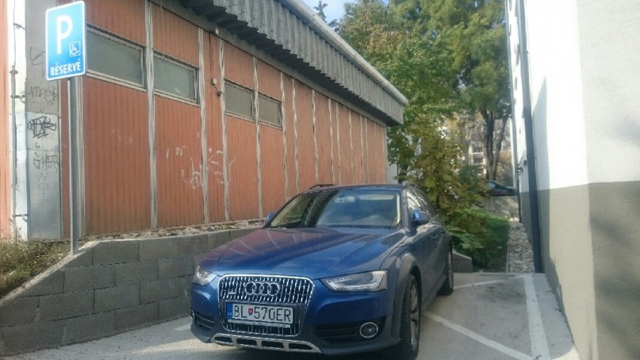 Vozičkárske parkovacie miesto