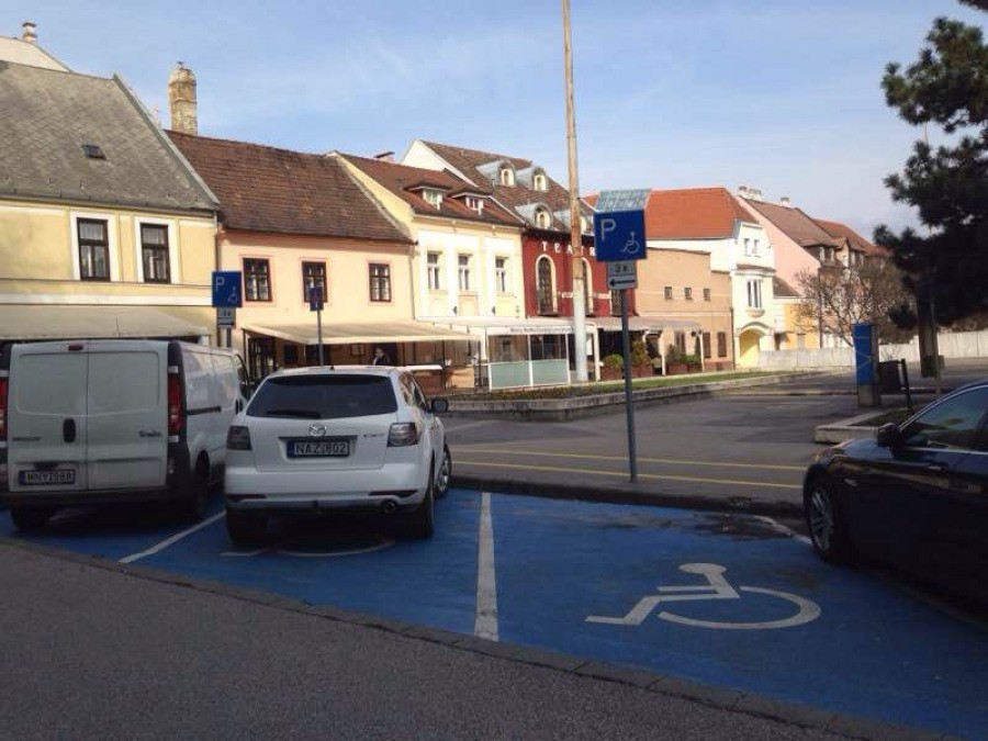 Vozičkárske parkovacie miesto