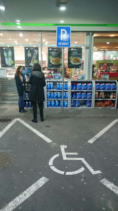 Vozičkárske parkovacie miesto