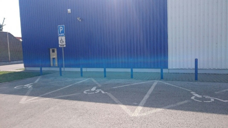 Vozičkárske parkovacie miesto