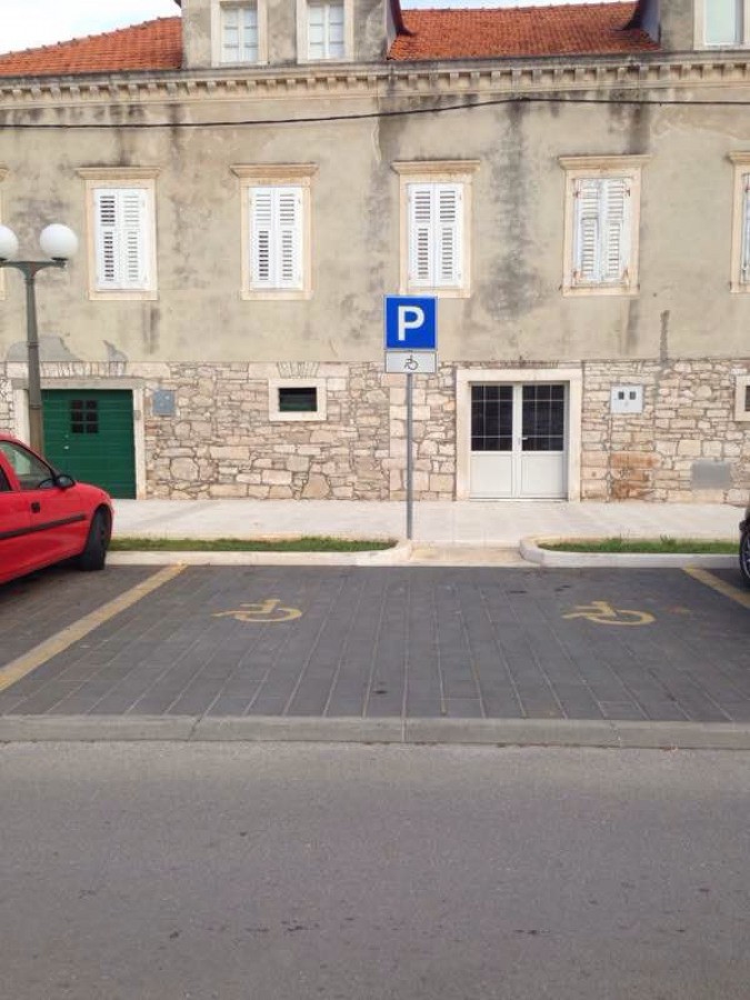 Vozičkárske parkovacie miesto