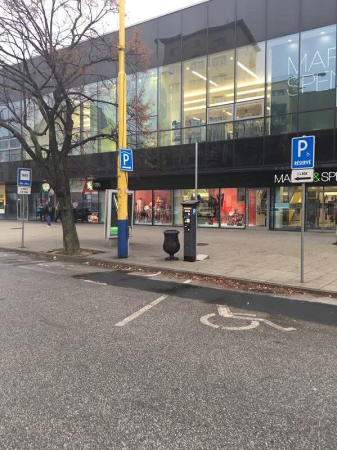 Vozičkárske parkovacie miesto