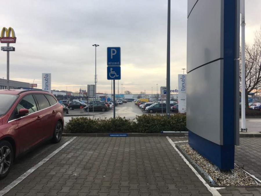Vozičkárske parkovacie miesto