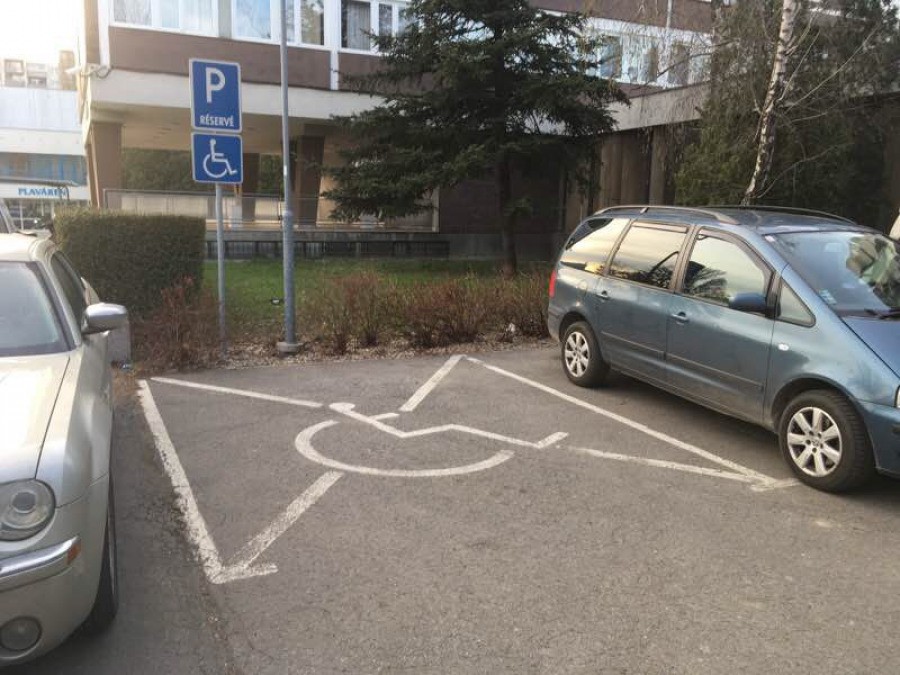 Vozičkárske parkovacie miesto