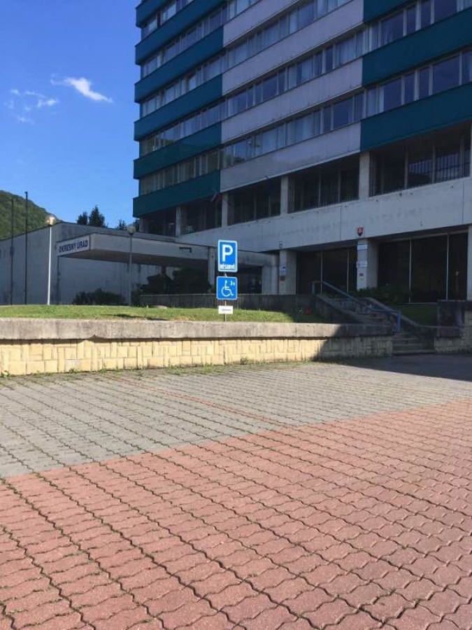 Vozičkárske parkovacie miesto