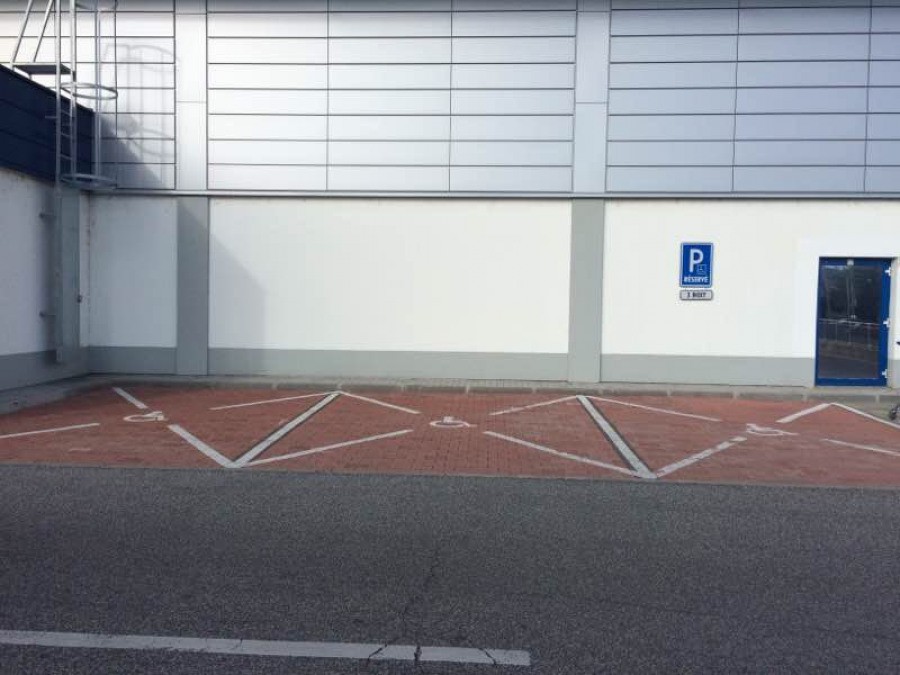 Vozičkárske parkovacie miesto