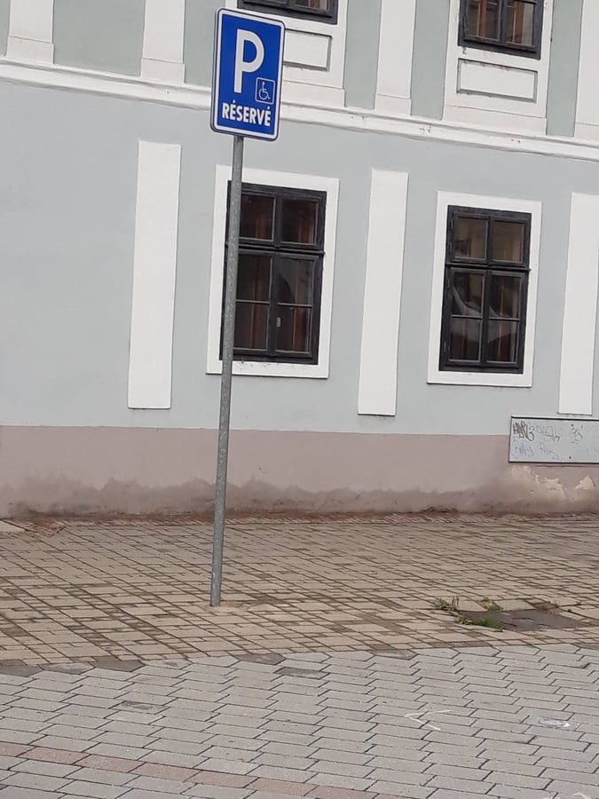 Parkovacie miesto