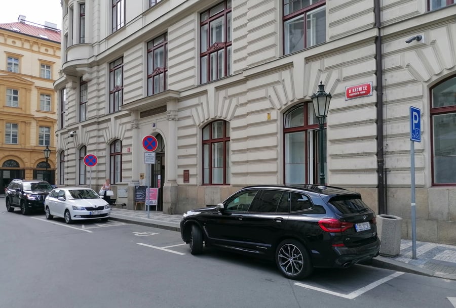 Magistrát hl. m. Prahy, 2x ZTP/P (max. 4 h)