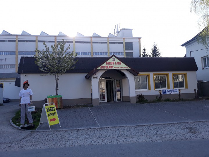 Predajňa Farby, Autolaky