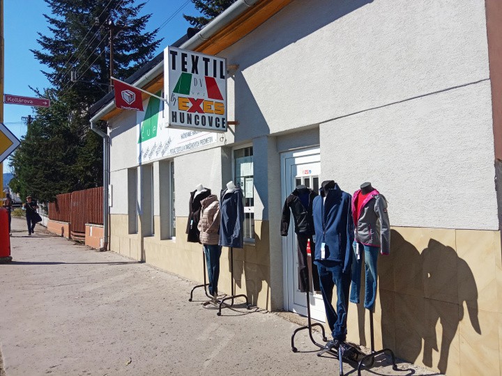Due Vestiti