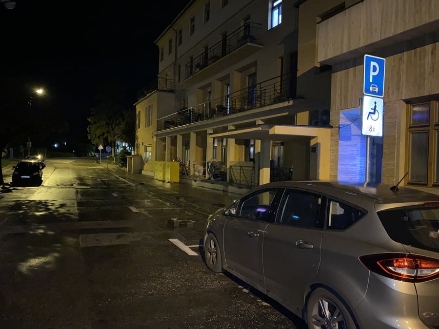 Parkovisko