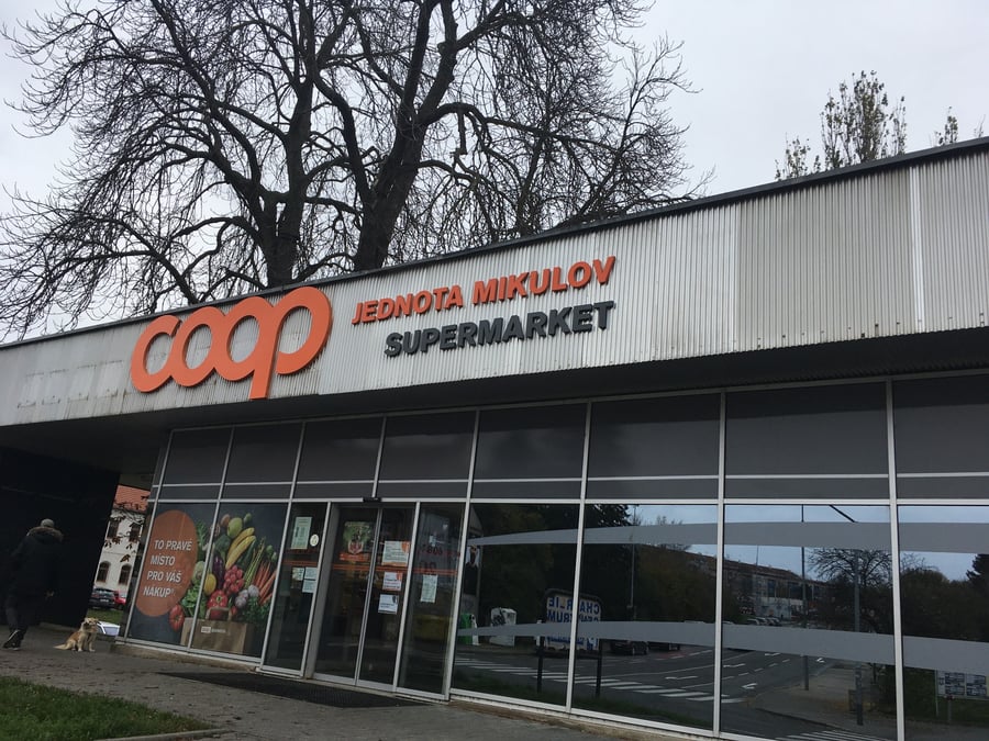 Supermarket coop