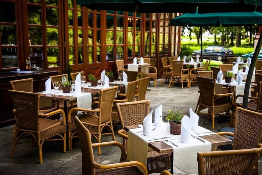 Restaurace v Golf Hotelu Morris