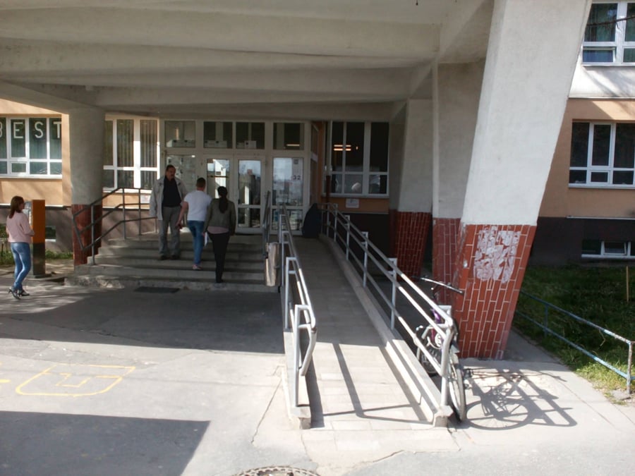 Ekonomická Fakulta TUKE (BN32) 
