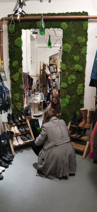Moment Charity Shop - Náměstí Míru