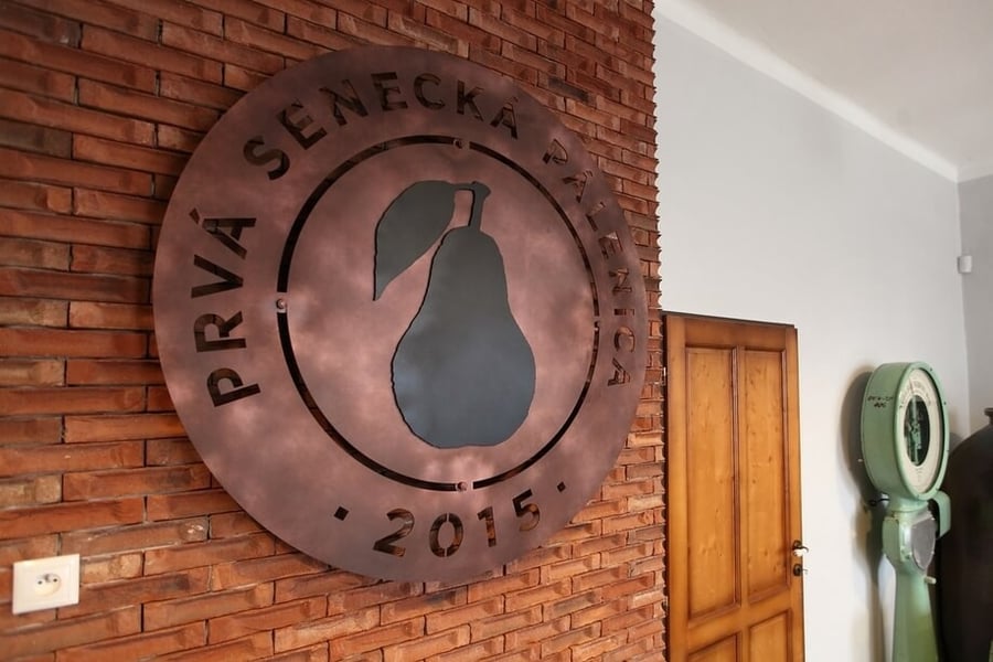 Prvá senecká pálenica