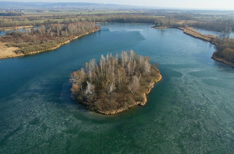 Chomoutov Lake near Olomouc