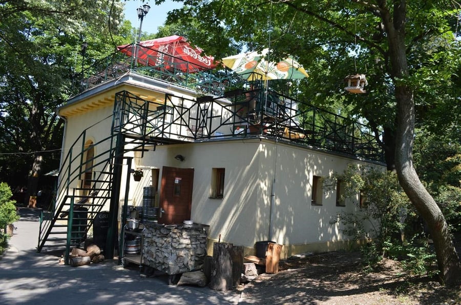 Lookout pavilion Mlíkárna in Riegrovy sady